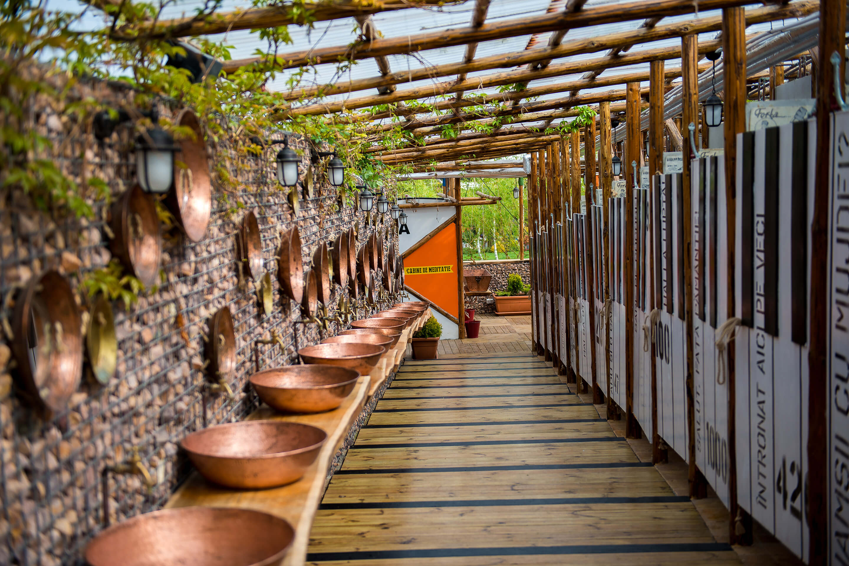 Sandalandala bathroom area 